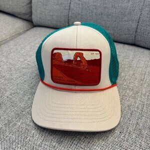 Sendero Arches National Park Hat Meshback Hat